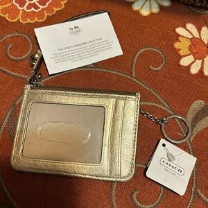 Women’s credit card/change purse